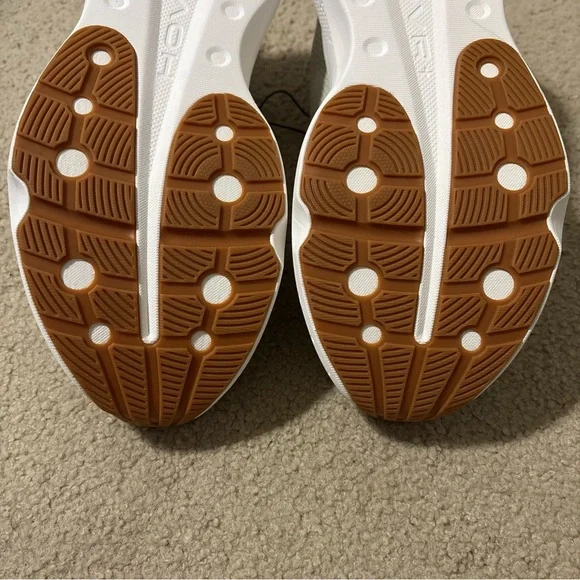 困ったな Under Armour Infinite Pro Men's Size 13 White Quartz Running